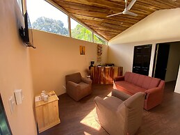 Grand Park Manuel Antonio