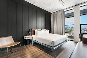 Waymore's Guest House & Casual Club