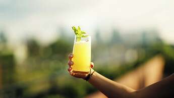 Waymore's Guest House & Casual Club