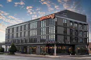 Waymore's Guest House & Casual Club