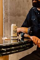 Waymore's Guest House & Casual Club