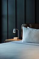 Waymore's Guest House & Casual Club