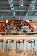 Waymore's Guest House & Casual Club