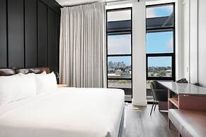 Waymore's Guest House & Casual Club