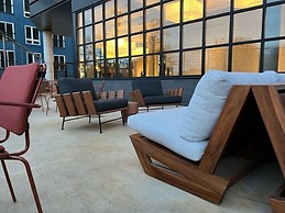 Waymore's Guest House & Casual Club