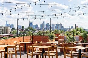 Waymore's Guest House & Casual Club