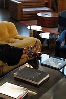 Waymore's Guest House & Casual Club