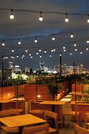 Waymore's Guest House & Casual Club