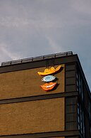 Waymore's Guest House & Casual Club