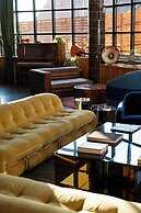 Waymore's Guest House & Casual Club