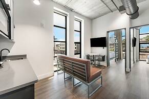 Waymore's Guest House & Casual Club