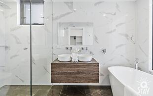 Ruby Apartments - Q Stay