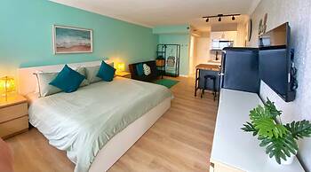 Castaways Resort Studios