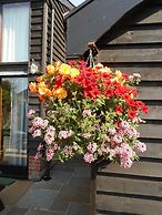 Brundish, Suffolk Large 4-bed Barn Stunning!