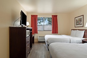 Quincy INN and Suites