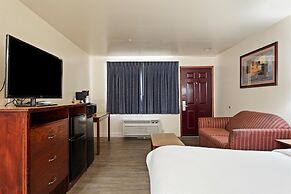 Quincy INN and Suites