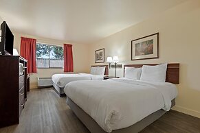 Quincy INN and Suites