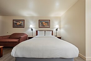 Quincy INN and Suites