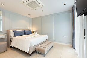 3br Luxury Beachfront Pool Villa