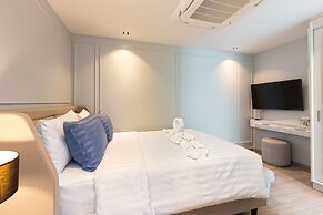 3br Luxury Beachfront Pool Villa