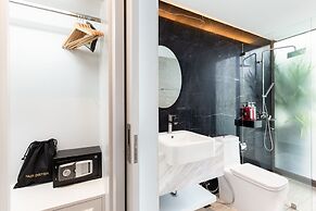 3br Luxury Beachfront Pool Villa