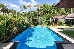 Havana Pool Villa with Gym and Billiard