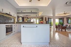 Havana Pool Villa with Gym and Billiard