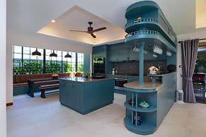 Havana Pool Villa with Gym and Billiard