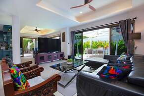 Havana Pool Villa with Gym and Billiard