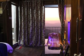 The Greenwood Resort Chikmagalur - Escape to Tranquil Mountain Views