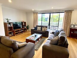 Baudins Bed & Breakfast - Adults Only