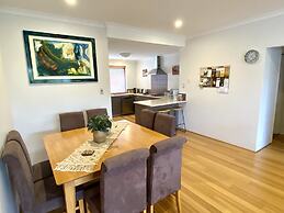 Baudins Bed & Breakfast - Adults Only