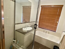 Baudins Bed & Breakfast - Adults Only