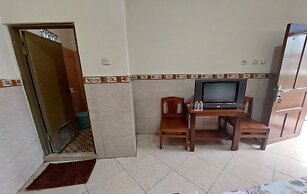 Hotel Widodo Tustiyani 4