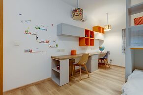 Superb Seafront Family Apartment