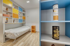 Superb Seafront Family Apartment