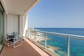 Super Luxury Apartment in Tigne Point, Amazing Sea Views