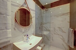 Super Luxury Apartment in Tigne Point, Amazing Sea Views