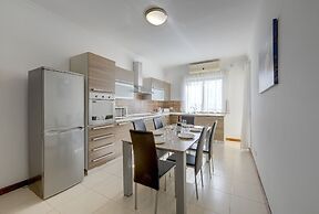 Modern 3BR Apartment in the Centre of Sliema