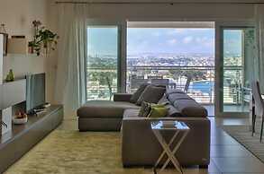 Luxury Apartment With Pool and Terrace, Top Location