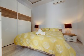 Modern Apartment in the Best Area of Sliema