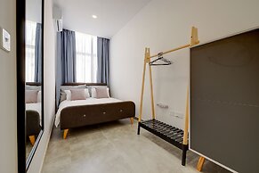 Perfect Location, Idyllic 2BR Apartment