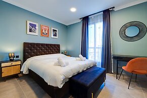 Art Deco Luxury Apartment, Central Location