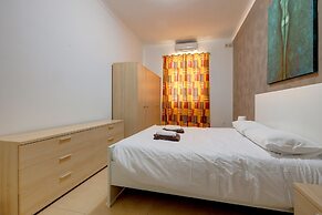 Modern 2 Bedroom Maisonette in Central Sliema