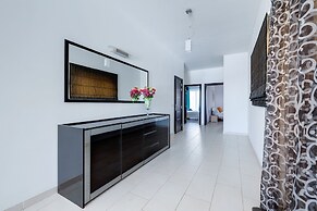 Marvellous Apartment With Valletta and Harbour Views