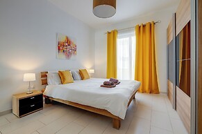 Marvellous Apartment With Valletta and Harbour Views
