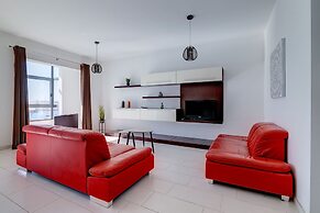 Marvellous Apartment With Valletta and Harbour Views