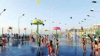 Stylish, Bright and Airy Apart in Central Bugibba