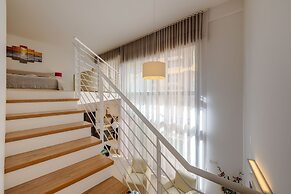 Duplex Luxury Apartment in Portomaso With Pool