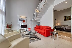 Duplex Luxury Apartment in Portomaso With Pool